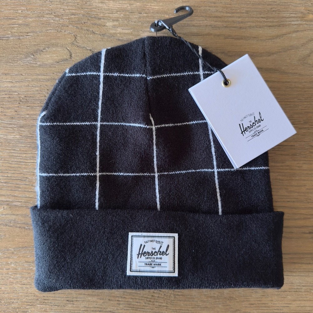 Herschel‎ Black and White Windowpane Check Elmer Cuffed Beanie-NWT-Unisex Adult